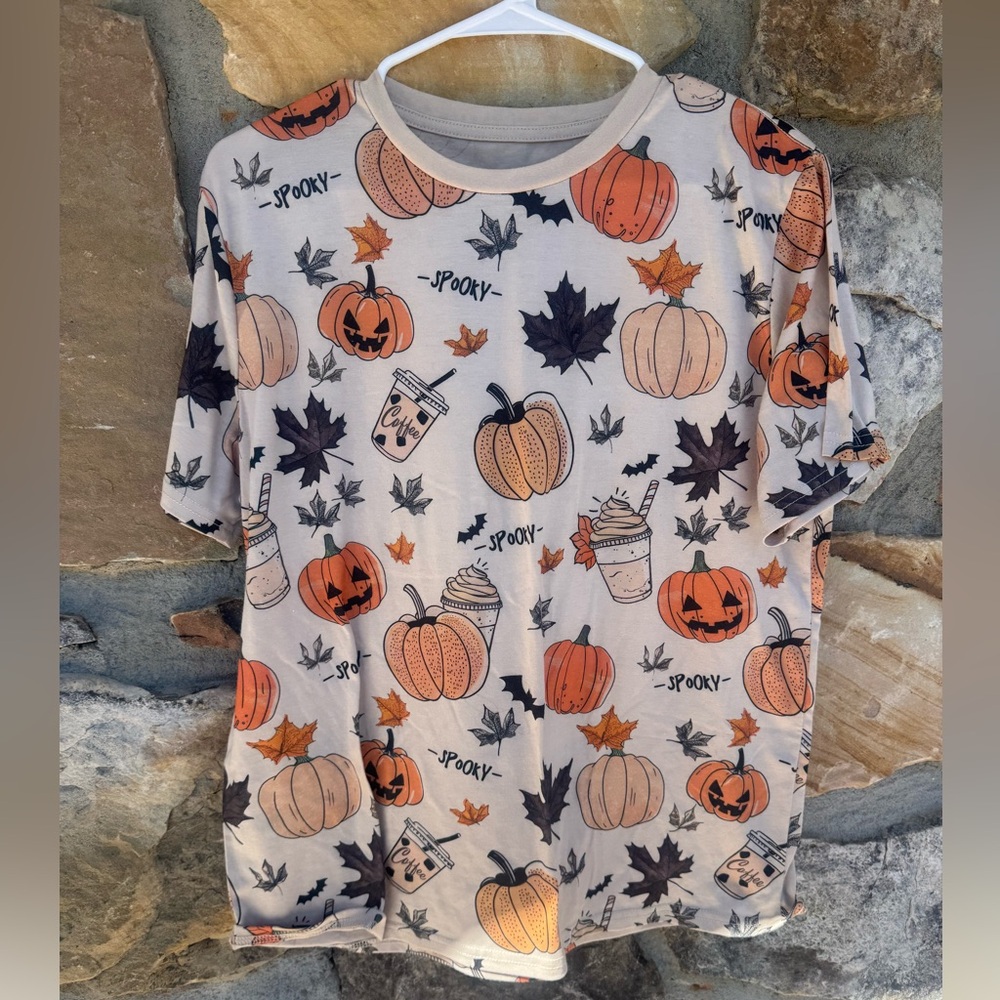 Festive White Pumpkin & Fall Print Short Sleeve Tee Large